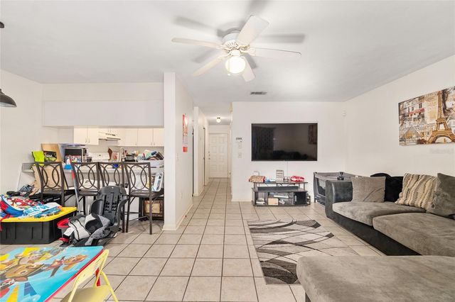 2735 SW 35TH PLACE 801, Gainesville, FL 32608