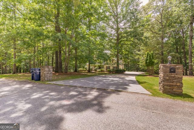 5581 Fox Glove Court, Douglasville, GA 30135