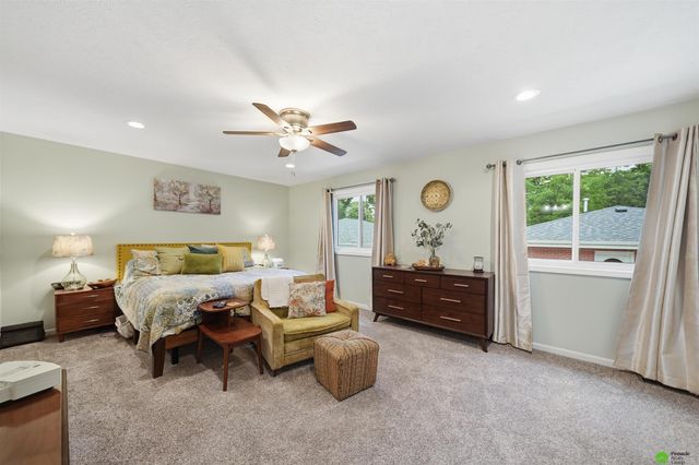 1530 Fairfield Street, Lincoln, NE 68521