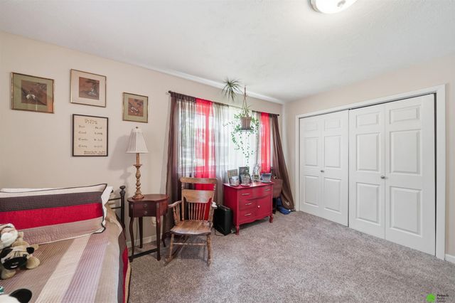 1530 Fairfield Street, Lincoln, NE 68521