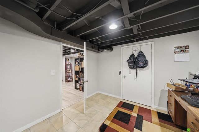 1530 Fairfield Street, Lincoln, NE 68521