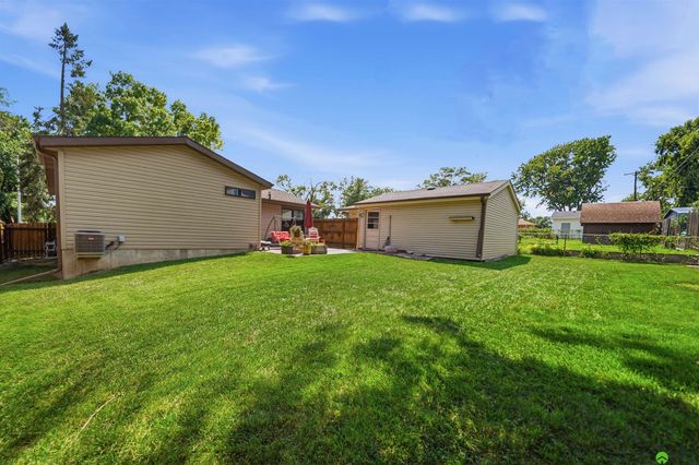 1530 Fairfield Street, Lincoln, NE 68521