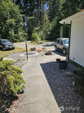 152 Racoon Road, Sequim, WA 98382