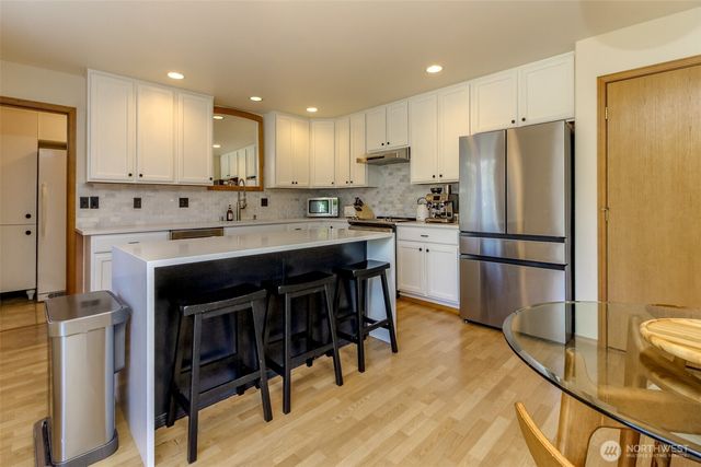 26216 233rd Court SE, Maple Valley, WA 98038