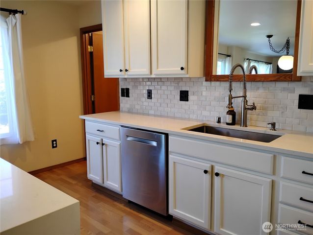 26216 233rd Court SE, Maple Valley, WA 98038