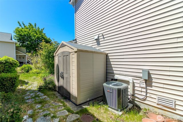 26216 233rd Court SE, Maple Valley, WA 98038