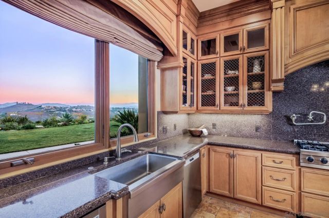 14155 Bryce Point, Poway, CA 92064