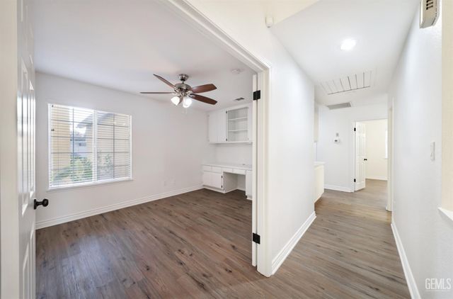 3504 Sweetbriar Way, Bakersfield, CA 93311