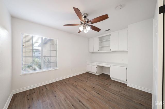 3504 Sweetbriar Way, Bakersfield, CA 93311