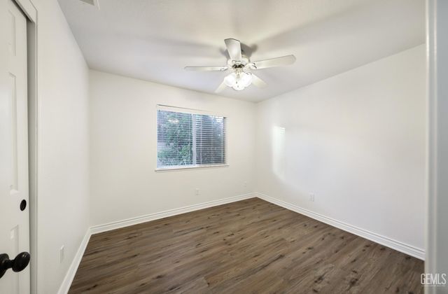3504 Sweetbriar Way, Bakersfield, CA 93311