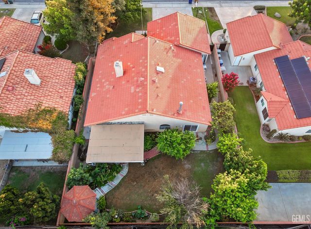 3504 Sweetbriar Way, Bakersfield, CA 93311