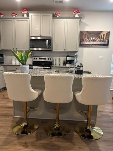 251 Regent Park, Hoschton, GA 30548