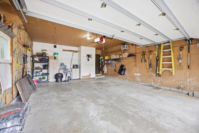 11315 W River Hills Drive, Burnsville, MN 55337