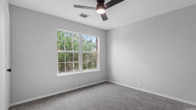 4113 BROOK HOLLOW DR, Schertz, TX 78154