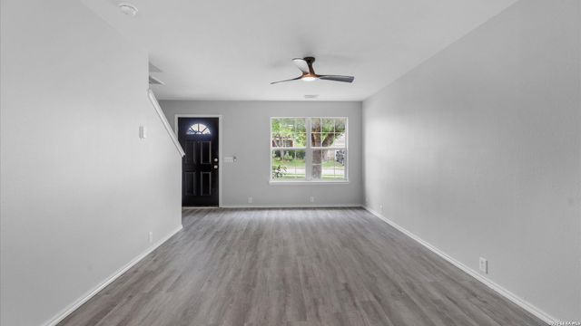 4113 BROOK HOLLOW DR, Schertz, TX 78154