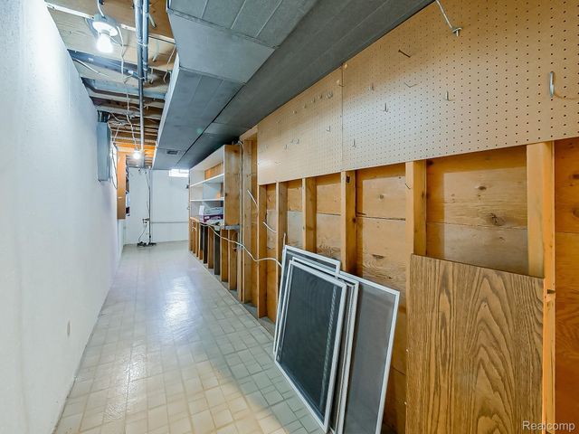 36268 Jeffrey Drive, Sterling Heights, MI 48310