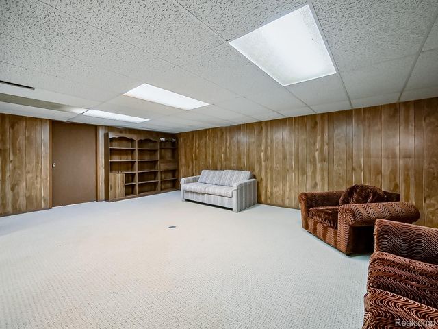 36268 Jeffrey Drive, Sterling Heights, MI 48310