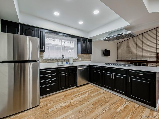 36268 Jeffrey Drive, Sterling Heights, MI 48310