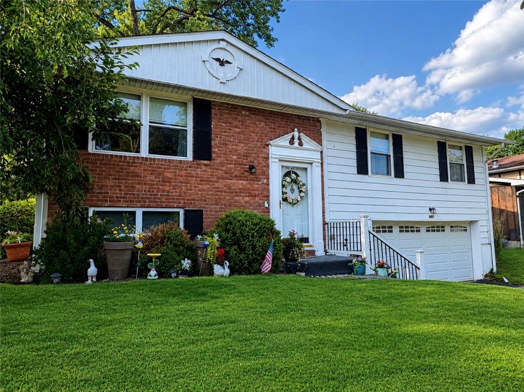 807 E Fairmont Avenue, New Castle, PA 16105