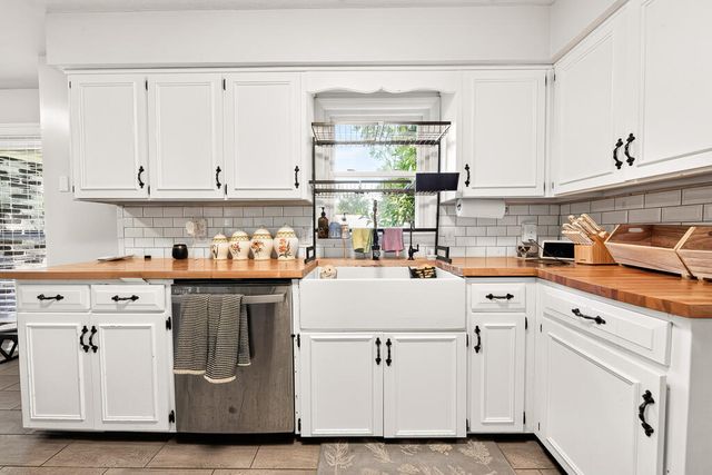 4137 Castlewood Parkway, Columbus, GA 31907