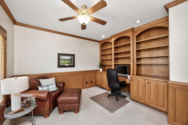 1925 SE Hawthorne Ridge Drive, Waukee, IA 50263