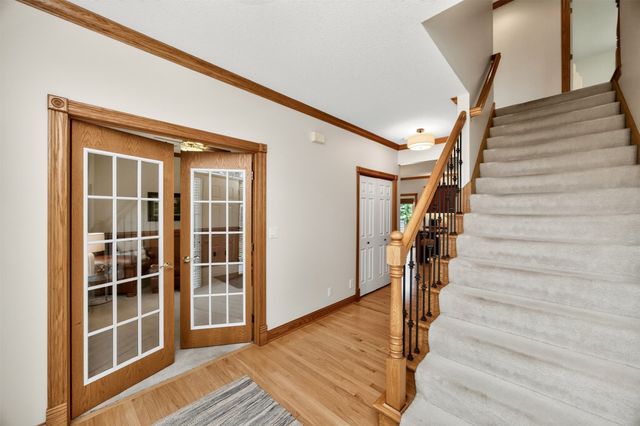 1925 SE Hawthorne Ridge Drive, Waukee, IA 50263