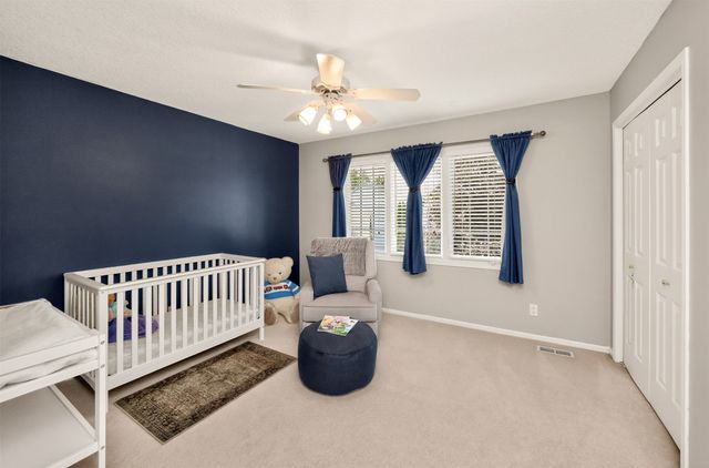 1925 SE Hawthorne Ridge Drive, Waukee, IA 50263
