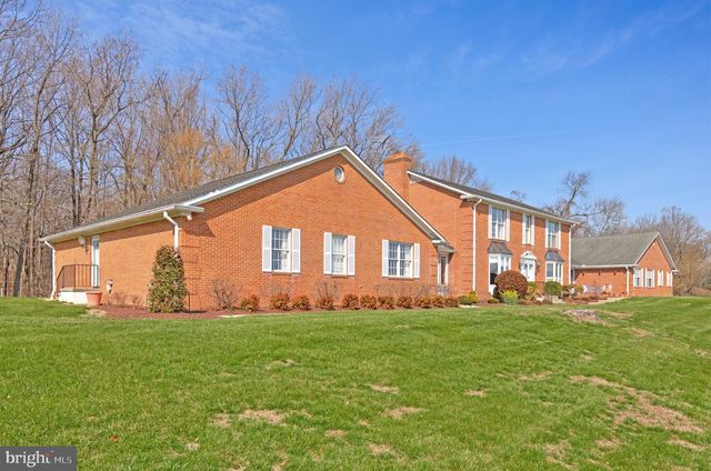 6300 TOWN POINT RD, Tracys Landing, MD 20779