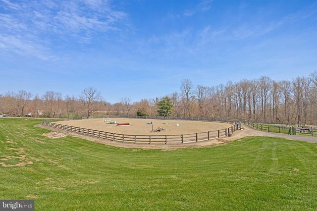 6300 TOWN POINT RD, Tracys Landing, MD 20779