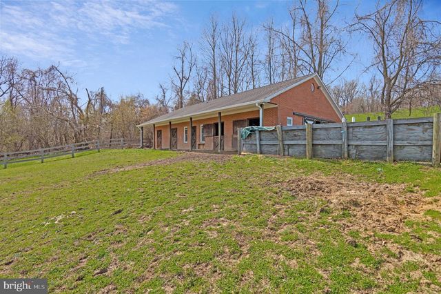 6300 TOWN POINT RD, Tracys Landing, MD 20779