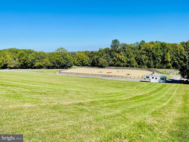 6300 TOWN POINT RD, Tracys Landing, MD 20779