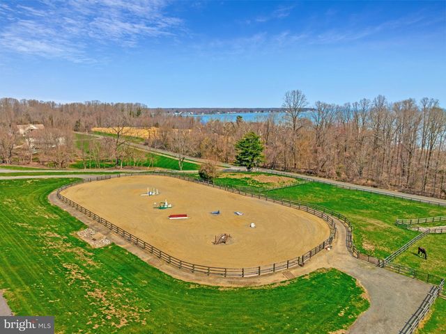 6300 TOWN POINT RD, Tracys Landing, MD 20779
