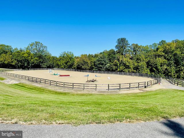 6300 TOWN POINT RD, Tracys Landing, MD 20779