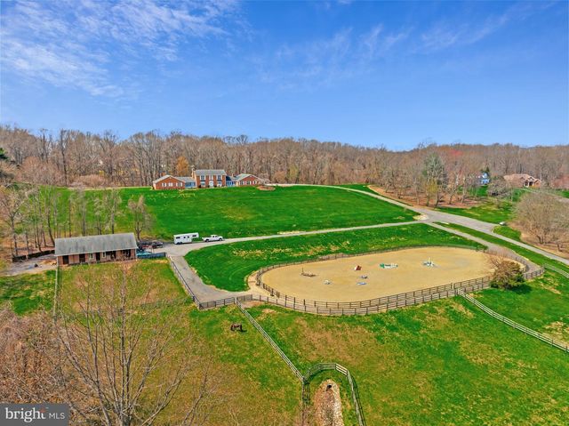 6300 TOWN POINT RD, Tracys Landing, MD 20779