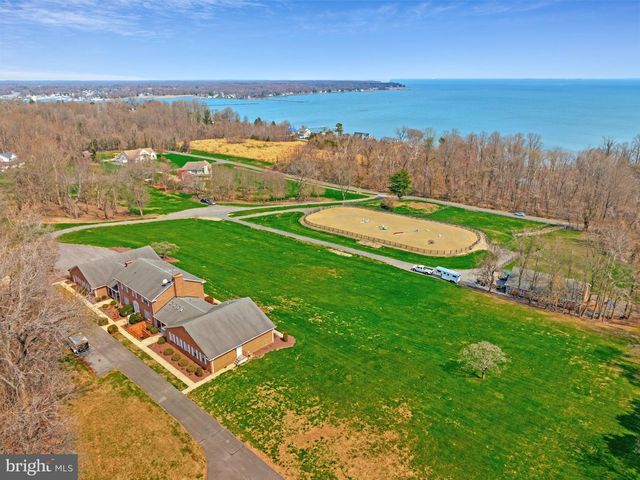 6300 TOWN POINT RD, Tracys Landing, MD 20779