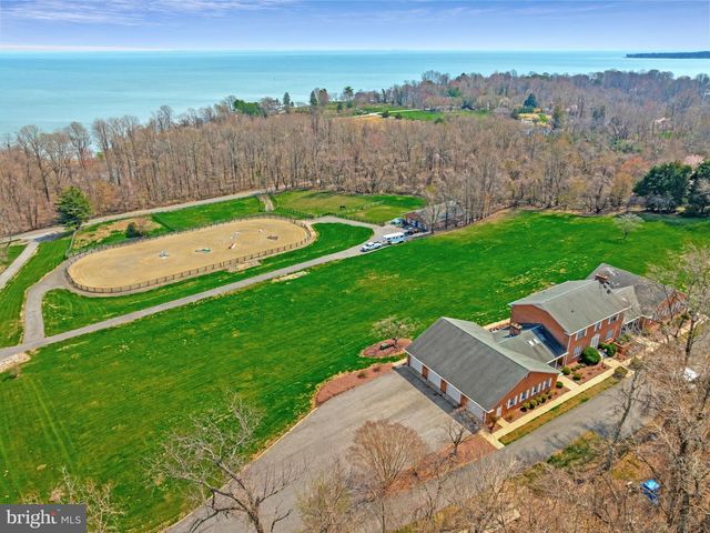 6300 TOWN POINT RD, Tracys Landing, MD 20779