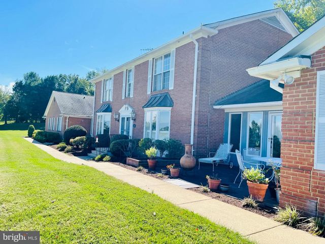 6300 TOWN POINT RD, Tracys Landing, MD 20779