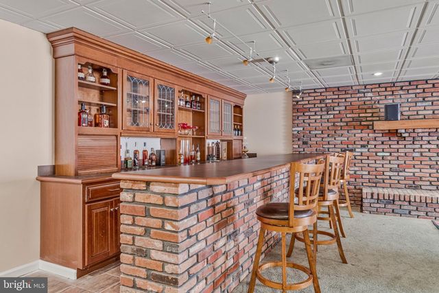 6300 TOWN POINT RD, Tracys Landing, MD 20779