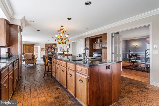 6300 TOWN POINT RD, Tracys Landing, MD 20779