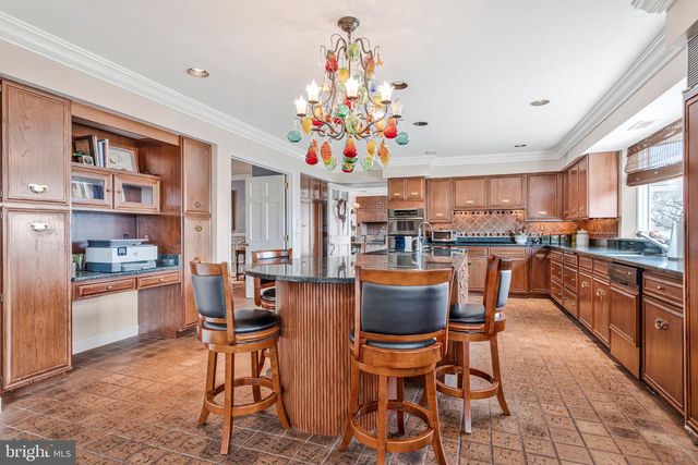 6300 TOWN POINT RD, Tracys Landing, MD 20779