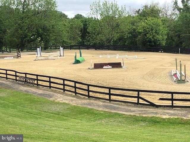 6300 TOWN POINT RD, Tracys Landing, MD 20779