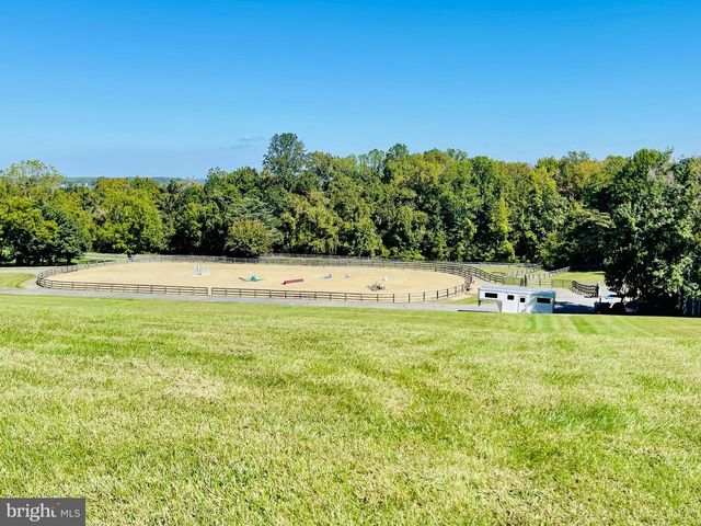 6300 TOWN POINT RD, Tracys Landing, MD 20779