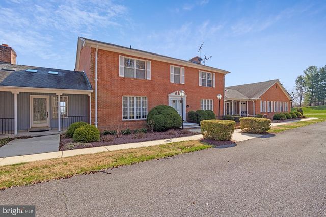 6300 TOWN POINT RD, Tracys Landing, MD 20779