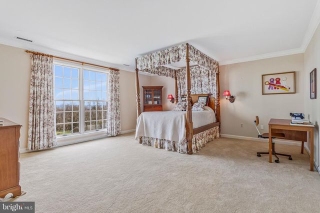 6300 TOWN POINT RD, Tracys Landing, MD 20779