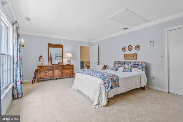 6300 TOWN POINT RD, Tracys Landing, MD 20779