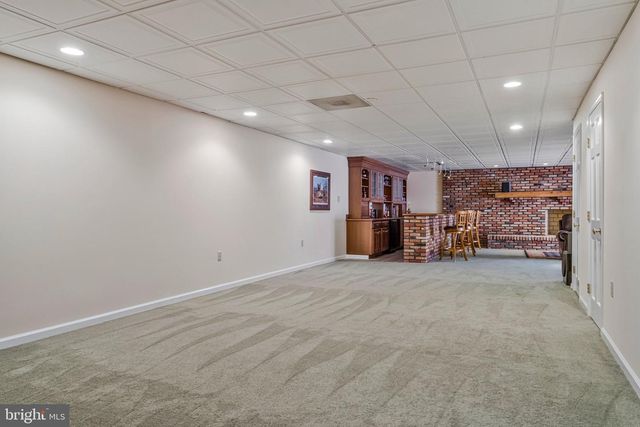 6300 TOWN POINT RD, Tracys Landing, MD 20779