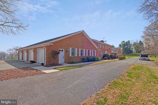 6300 TOWN POINT RD, Tracys Landing, MD 20779