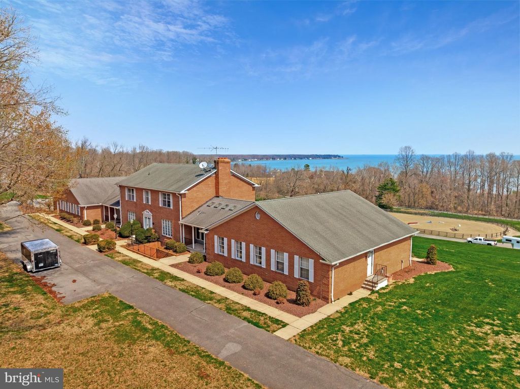 6300 TOWN POINT RD, Tracys Landing, MD 20779