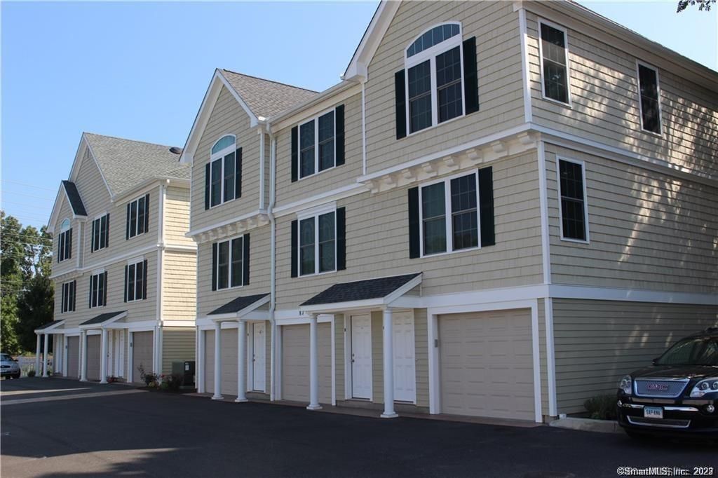 83 Buckingham Avenue A, Milford, CT 06460