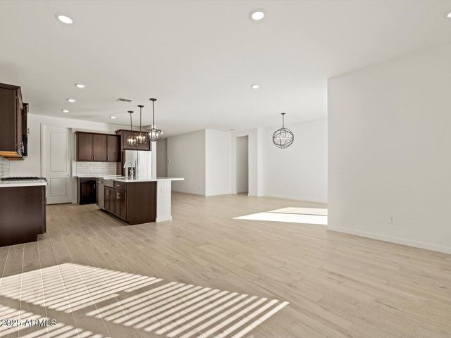 15995 W PRICKLY PEAR Trail, Surprise, AZ 85387